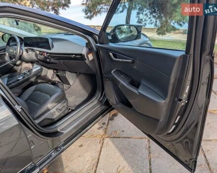 Сірий Кіа EV6, об'ємом двигуна 0 л та пробігом 140 тис. км за 23800 $, фото 43 на Automoto.ua