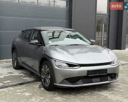 Сірий Кіа EV6, об'ємом двигуна 0 л та пробігом 109 тис. км за 24500 $, фото 2 на Automoto.ua