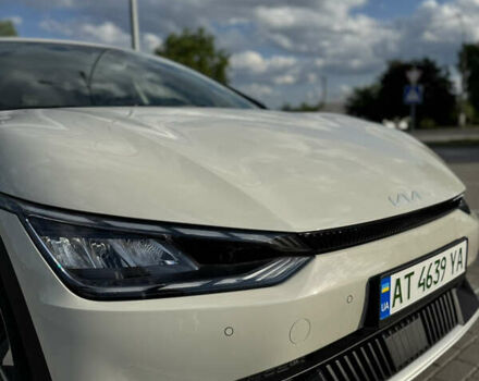 Сірий Кіа EV6, об'ємом двигуна 0 л та пробігом 14 тис. км за 22950 $, фото 16 на Automoto.ua