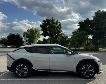 Сірий Кіа EV6, об'ємом двигуна 0 л та пробігом 14 тис. км за 22950 $, фото 4 на Automoto.ua