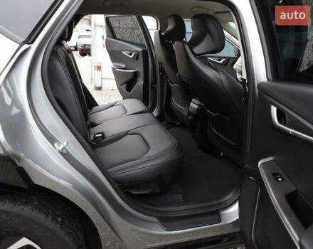 Сірий Кіа EV6, об'ємом двигуна 0 л та пробігом 67 тис. км за 15899 $, фото 34 на Automoto.ua