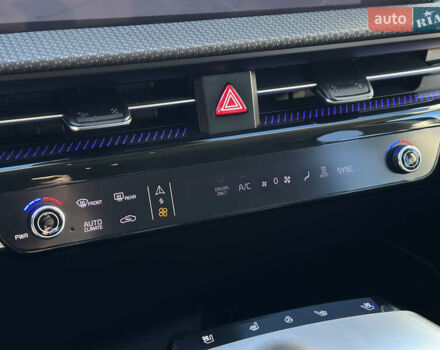 Сірий Кіа EV6, об'ємом двигуна 0 л та пробігом 150 тис. км за 26000 $, фото 37 на Automoto.ua