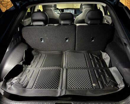 Сірий Кіа EV6, об'ємом двигуна 0 л та пробігом 169 тис. км за 20800 $, фото 7 на Automoto.ua