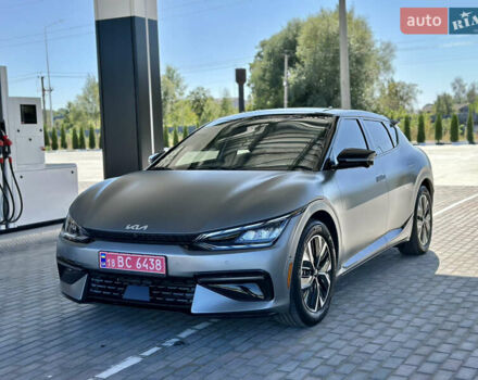 Серый Киа EV6, объемом двигателя 0 л и пробегом 20 тыс. км за 27200 $, фото 1 на Automoto.ua