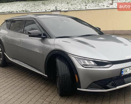 Серый Киа EV6, объемом двигателя 0 л и пробегом 171 тыс. км за 20950 $, фото 1 на Automoto.ua