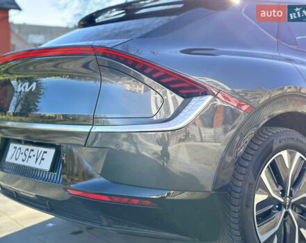 Сірий Кіа EV6, об'ємом двигуна 0 л та пробігом 150 тис. км за 26000 $, фото 24 на Automoto.ua