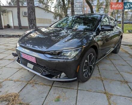 Сірий Кіа EV6, об'ємом двигуна 0 л та пробігом 140 тис. км за 23800 $, фото 3 на Automoto.ua