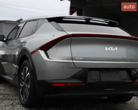 Сірий Кіа EV6, об'ємом двигуна 0 л та пробігом 67 тис. км за 15899 $, фото 4 на Automoto.ua