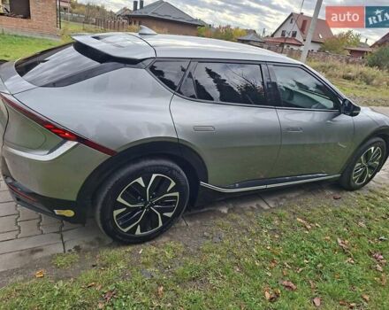 Серый Киа EV6, объемом двигателя 0 л и пробегом 120 тыс. км за 23500 $, фото 6 на Automoto.ua