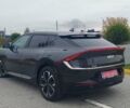 Серый Киа EV6, объемом двигателя 0 л и пробегом 86 тыс. км за 25999 $, фото 2 на Automoto.ua