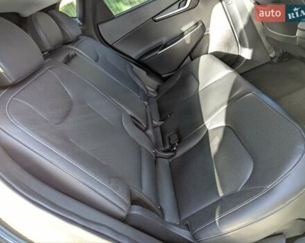 Сірий Кіа EV6, об'ємом двигуна 0 л та пробігом 140 тис. км за 23800 $, фото 36 на Automoto.ua