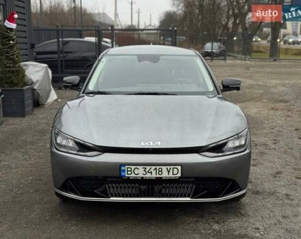 Серый Киа EV6, объемом двигателя 0 л и пробегом 66 тыс. км за 29000 $, фото 8 на Automoto.ua