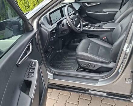 Серый Киа EV6, объемом двигателя 0 л и пробегом 120 тыс. км за 23500 $, фото 8 на Automoto.ua