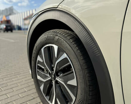 Сірий Кіа EV6, об'ємом двигуна 0 л та пробігом 14 тис. км за 22950 $, фото 15 на Automoto.ua