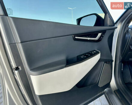 Серый Киа EV6, объемом двигателя 0 л и пробегом 20 тыс. км за 27200 $, фото 19 на Automoto.ua