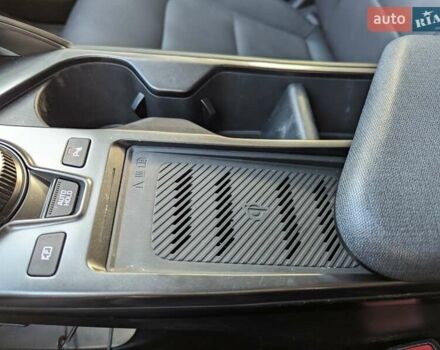 Сірий Кіа EV6, об'ємом двигуна 0 л та пробігом 140 тис. км за 23800 $, фото 22 на Automoto.ua