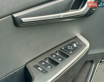 Сірий Кіа EV6, об'ємом двигуна 0 л та пробігом 31 тис. км за 24900 $, фото 9 на Automoto.ua