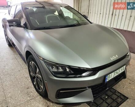 Серый Киа EV6, объемом двигателя 0 л и пробегом 3 тыс. км за 29903 $, фото 4 на Automoto.ua