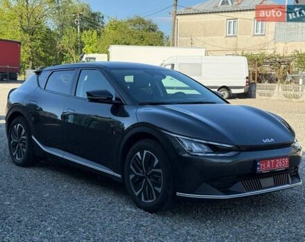 Серый Киа EV6, объемом двигателя 0 л и пробегом 34 тыс. км за 24000 $, фото 5 на Automoto.ua
