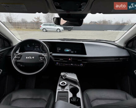 Сірий Кіа EV6, об'ємом двигуна 0 л та пробігом 98 тис. км за 23500 $, фото 12 на Automoto.ua