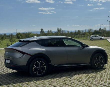 Серый Киа EV6, объемом двигателя 0 л и пробегом 45 тыс. км за 23400 $, фото 2 на Automoto.ua