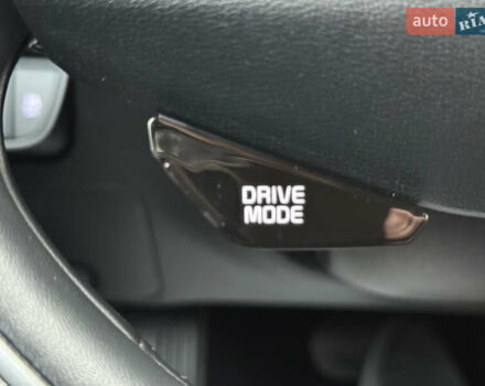 Серый Киа EV6, объемом двигателя 0 л и пробегом 47 тыс. км за 26900 $, фото 78 на Automoto.ua