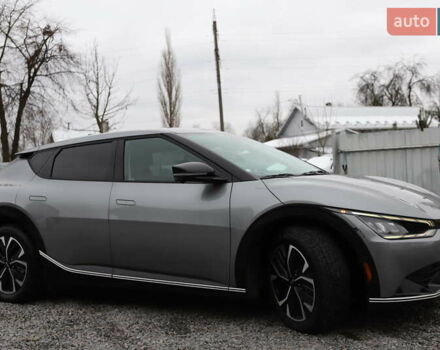 Сірий Кіа EV6, об'ємом двигуна 0 л та пробігом 310 тис. км за 16899 $, фото 20 на Automoto.ua