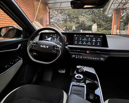 Серый Киа EV6, объемом двигателя 0 л и пробегом 23 тыс. км за 33000 $, фото 23 на Automoto.ua