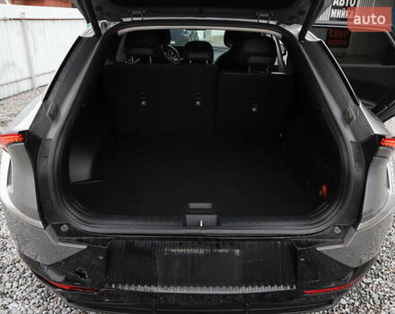 Сірий Кіа EV6, об'ємом двигуна 0 л та пробігом 310 тис. км за 16899 $, фото 39 на Automoto.ua