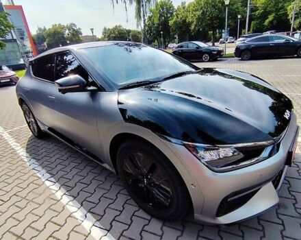 Серый Киа EV6, объемом двигателя 0 л и пробегом 72 тыс. км за 24500 $, фото 1 на Automoto.ua