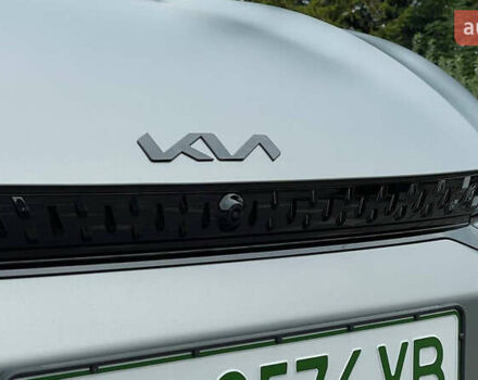 Сірий Кіа EV6, об'ємом двигуна 0 л та пробігом 19 тис. км за 27800 $, фото 4 на Automoto.ua