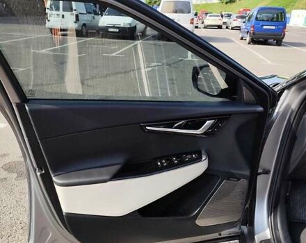 Серый Киа EV6, объемом двигателя 0 л и пробегом 72 тыс. км за 24500 $, фото 19 на Automoto.ua