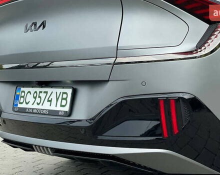 Сірий Кіа EV6, об'ємом двигуна 0 л та пробігом 19 тис. км за 27800 $, фото 39 на Automoto.ua