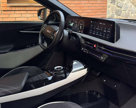 Серый Киа EV6, объемом двигателя 0 л и пробегом 23 тыс. км за 33000 $, фото 28 на Automoto.ua