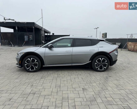 Сірий Кіа EV6, об'ємом двигуна 0 л та пробігом 98 тис. км за 23500 $, фото 3 на Automoto.ua