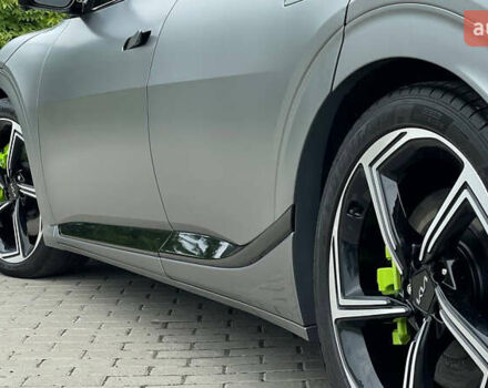 Сірий Кіа EV6, об'ємом двигуна 0 л та пробігом 19 тис. км за 27800 $, фото 49 на Automoto.ua