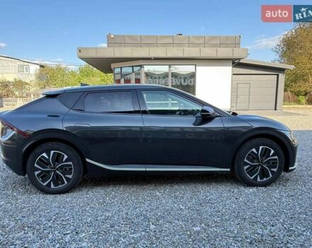 Серый Киа EV6, объемом двигателя 0 л и пробегом 34 тыс. км за 24000 $, фото 1 на Automoto.ua