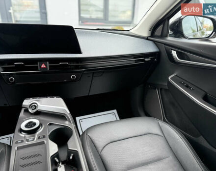 Серый Киа EV6, объемом двигателя 0 л и пробегом 47 тыс. км за 26900 $, фото 67 на Automoto.ua