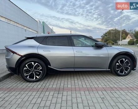 Сірий Кіа EV6, об'ємом двигуна 0 л та пробігом 18 тис. км за 31500 $, фото 10 на Automoto.ua
