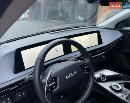 Серый Киа EV6, объемом двигателя 0 л и пробегом 68 тыс. км за 26500 $, фото 20 на Automoto.ua
