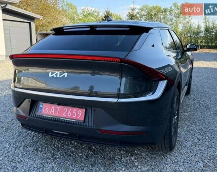 Серый Киа EV6, объемом двигателя 0 л и пробегом 34 тыс. км за 24000 $, фото 41 на Automoto.ua