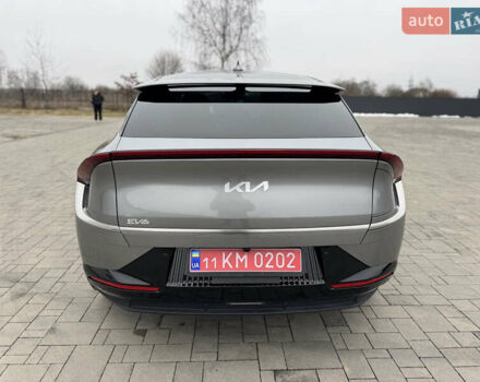 Сірий Кіа EV6, об'ємом двигуна 0 л та пробігом 98 тис. км за 23500 $, фото 6 на Automoto.ua