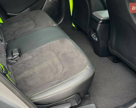 Сірий Кіа EV6, об'ємом двигуна 0 л та пробігом 19 тис. км за 27800 $, фото 70 на Automoto.ua