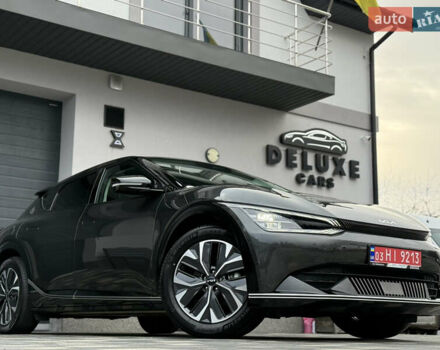 Серый Киа EV6, объемом двигателя 0 л и пробегом 47 тыс. км за 26900 $, фото 18 на Automoto.ua
