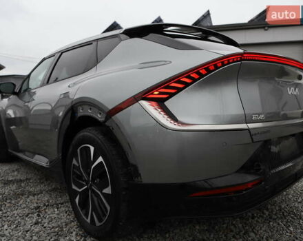 Сірий Кіа EV6, об'ємом двигуна 0 л та пробігом 310 тис. км за 16899 $, фото 11 на Automoto.ua