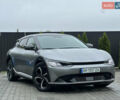Серый Киа EV6, объемом двигателя 0 л и пробегом 23 тыс. км за 26999 $, фото 1 на Automoto.ua