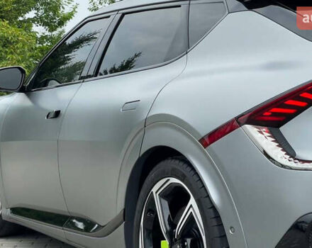 Сірий Кіа EV6, об'ємом двигуна 0 л та пробігом 19 тис. км за 27800 $, фото 50 на Automoto.ua