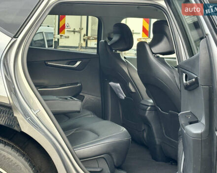 Сірий Кіа EV6, об'ємом двигуна 0 л та пробігом 31 тис. км за 24900 $, фото 21 на Automoto.ua