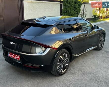 Сірий Кіа EV6, об'ємом двигуна 0 л та пробігом 53 тис. км за 28700 $, фото 7 на Automoto.ua