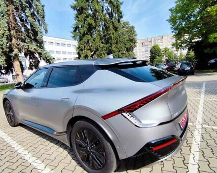 Серый Киа EV6, объемом двигателя 0 л и пробегом 72 тыс. км за 24500 $, фото 4 на Automoto.ua